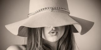 Internetowe rady, jak zrobić makijaż oczu