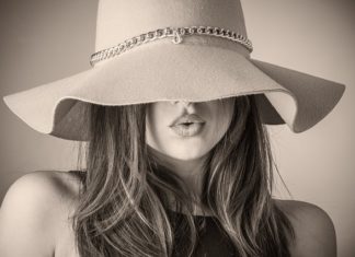 Internetowe rady, jak zrobić makijaż oczu