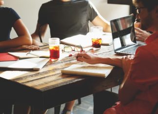 Opłaty związane z prowadzeniem działalności gospodarczej Opłaty związane z prowadzeniem działalności gospodarczej