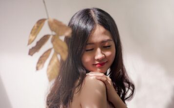 Jak zmyć farbę do włosów ze skóry?