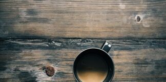 Filiżanka kawy to bezpieczna dawka dla mamy i dziecka