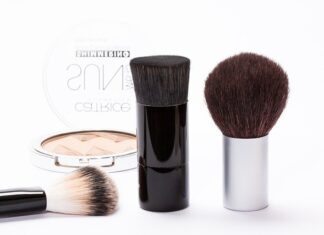 Jakie maty do wygłuszenia drzwi?