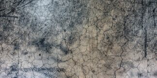 Czym zakleić pęknięcie w aluminium?