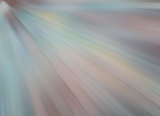 Jak założyć wyciszenie na drzwi?