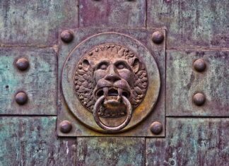 Jak wyjąć klamkę z drzwi opel astra h? Jak wyjąć klamkę z drzwi opel astra h?