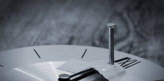 Jak przykleić termometr?